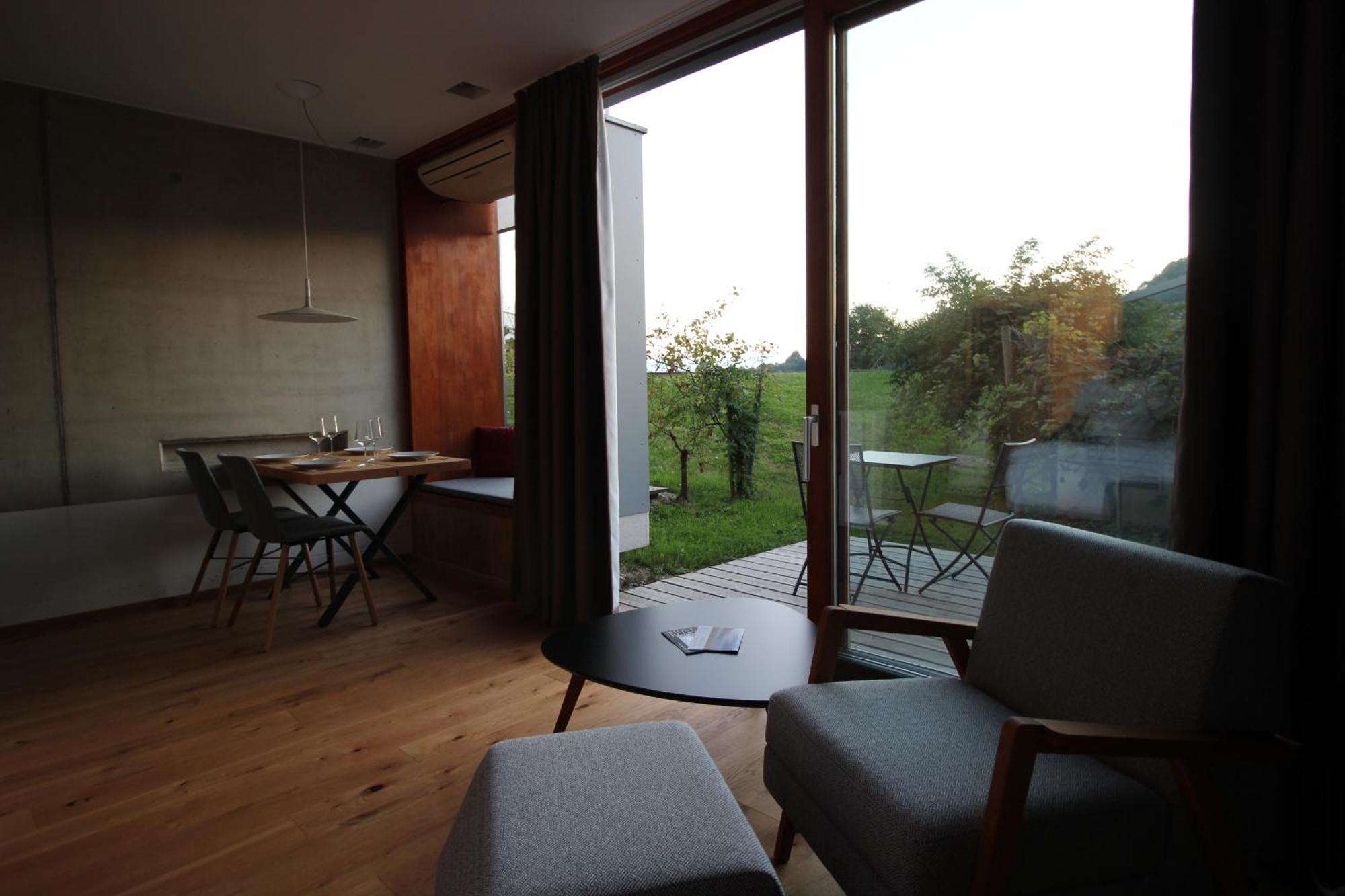 Hideaway An Der Weinstrasse - Pool & Sauna - Apartments Anderlage シュピールフェルト 部屋 写真